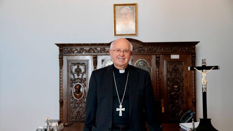 Monseñor Julián Barrio presenta al papa su renuncia a la Archidiócesis al cumplir 75 años