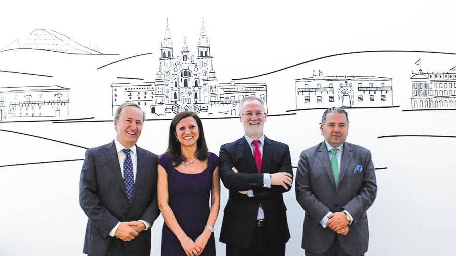 Ramón Sabín, Rosa Blanca Rodríguez, Roberto Pereira y José María Fernández conforman la directiva del Club Financiero