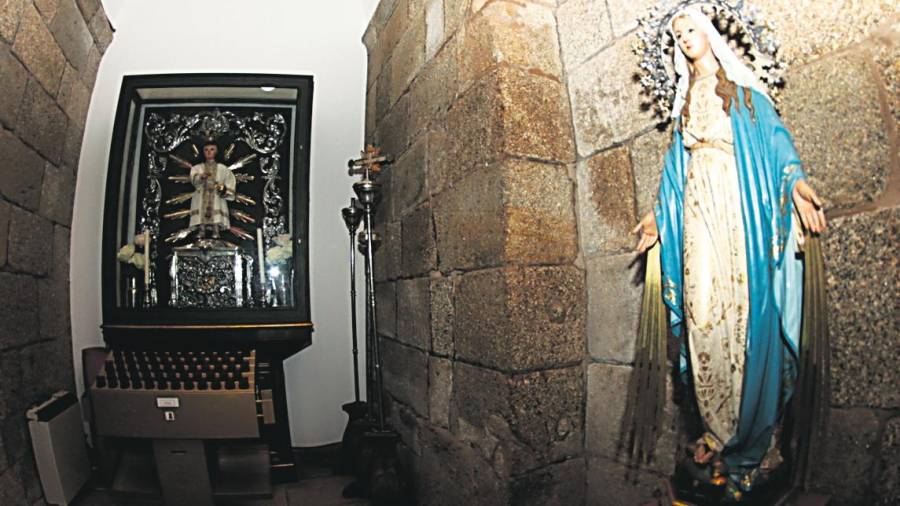 Dos de las imágenes que se veneran en Santa María la Antigua