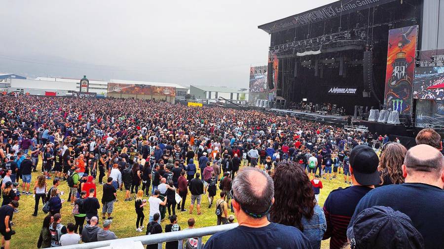 Vista del escenario en el que cada año se desarrolla el Resurrection Fest. Foto: Fernando Blanco