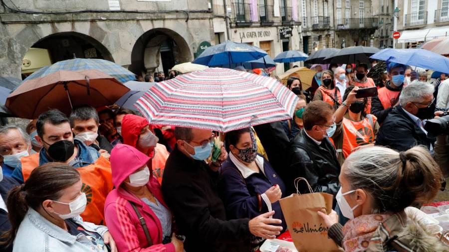 Ganaderos regalan 1.000 kilos de carne en Santiago señal de protesta