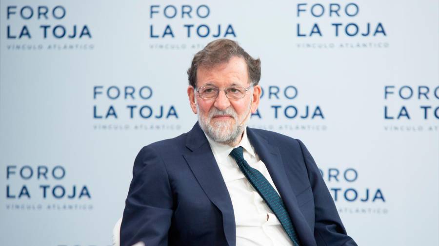 El expresidente del Gobierno, Mariano Rajoy, este jueves en el III Foro la Toja (O Grove). Foto: Gallego