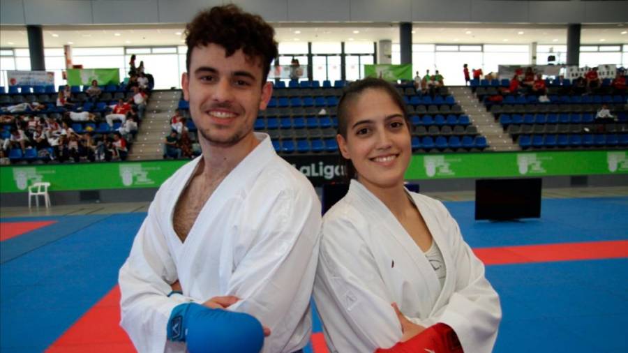 Los karatekas Xavier Santos y Ruth Lorenzo. Foto: S. E. 