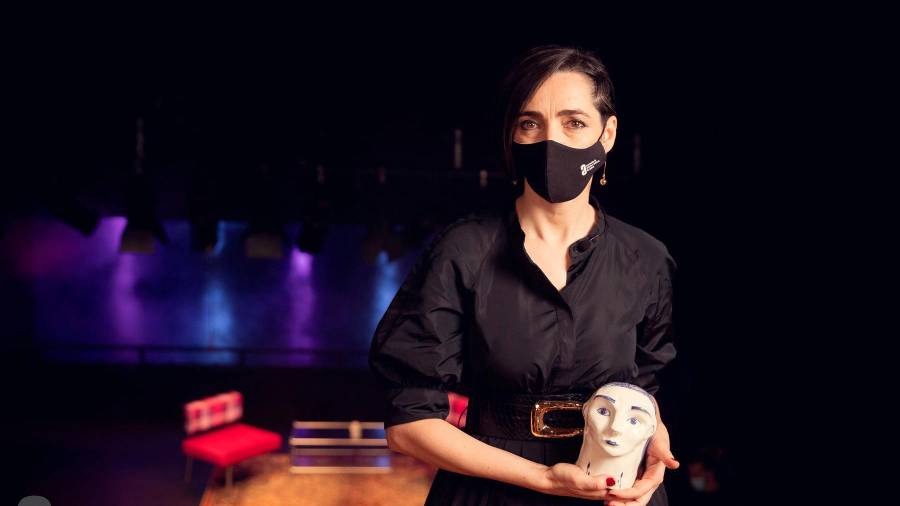 Premio María Casares na categoría de maquillaxe para Martina Cambeiro, por ‘Vida de Cans’, de Talía Teatro. FOTO: ladiapo.com