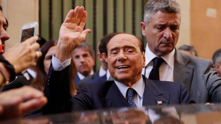 Polémica con Berlusconi en las consultas para formar Gobierno