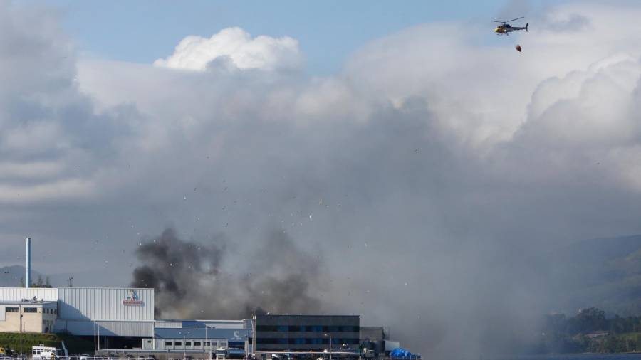 El fuego en Jealsa pudo surgir tras una explosión en tareas de mantenimiento