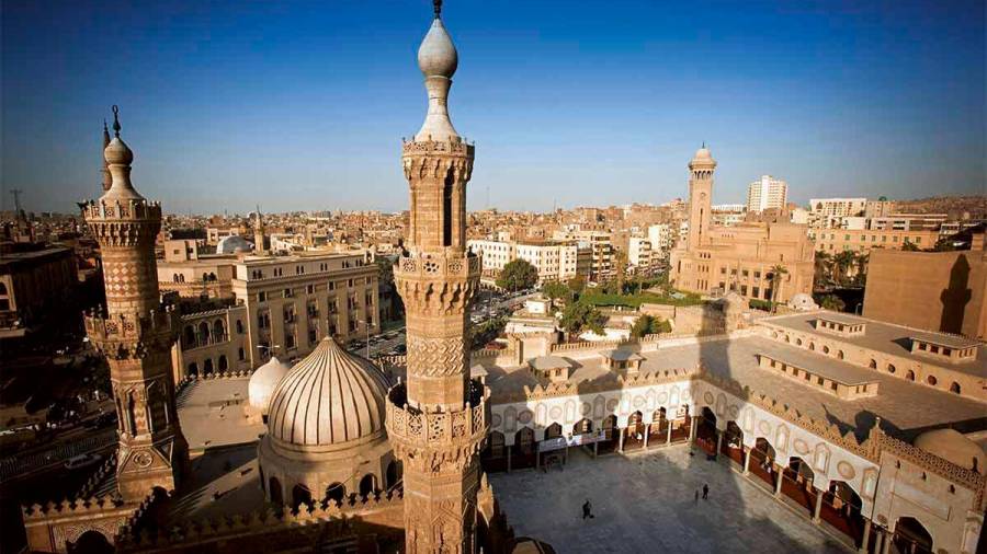 EL Cairo, la capital del Egipto fatimí, fue el gran centro de poder ismaelita. En la imagen, la mezquita fatimí de al-Azhar, erigida en el año 972.