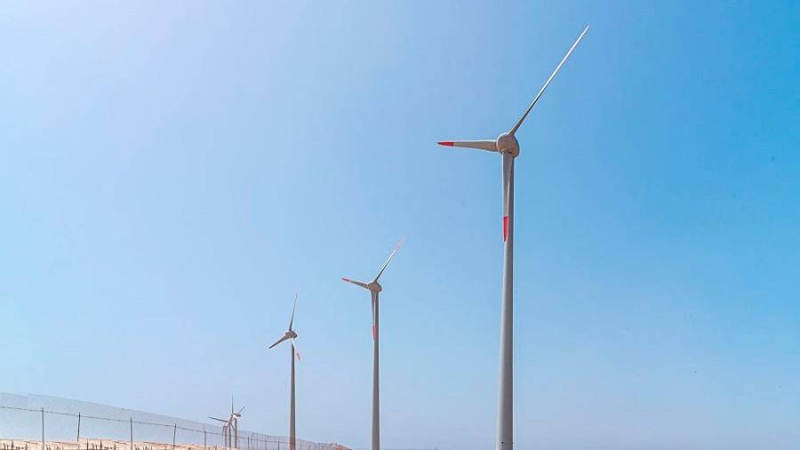 AEROGENERADORES del parque eólico que la gallega Ecoener ha puesto en marcha en Gran Canaria. Foto: Ecoener
