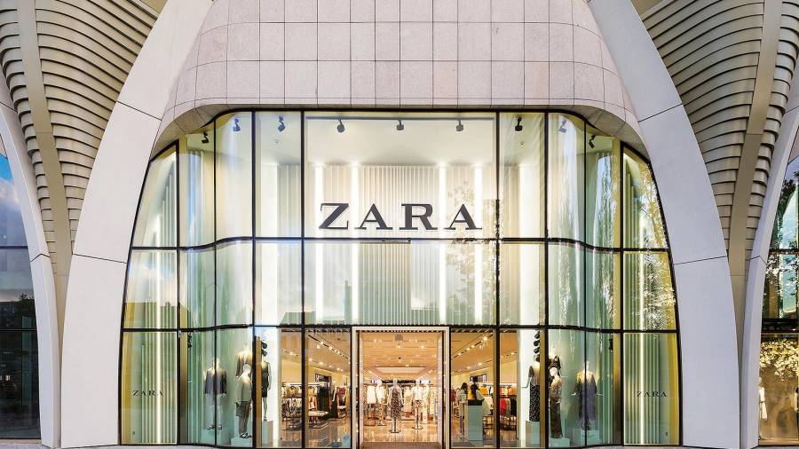 Crecimiento exponencial. Vista de la fachada exterior de uno de los establecimientos comerciales de la marca Zara, propiedad de Inditex, en Bruselas (Bélgica). Foto: Gallego 