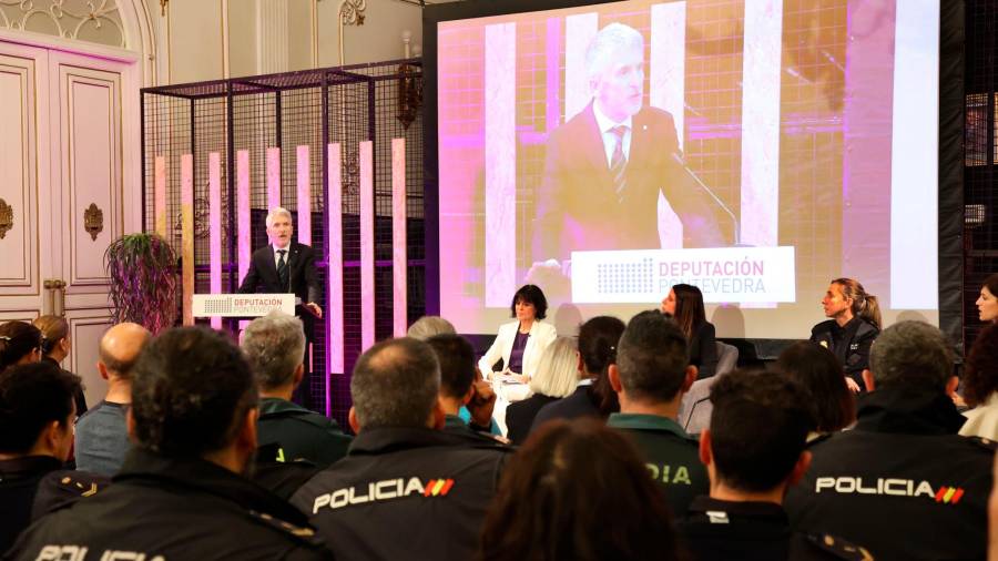 El ministro de Interior, Grande Marlaska en el acto celebrado en Pontevedra. Foto: Gallego