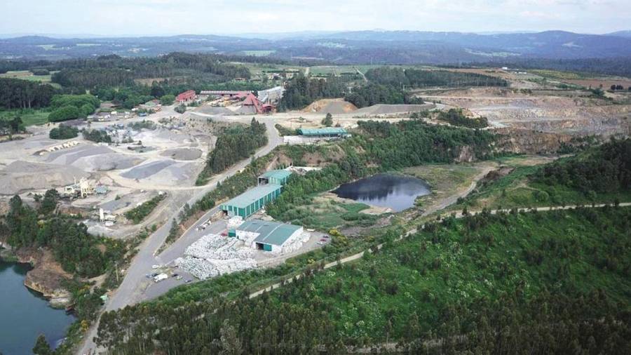 El 80% del terreno de la antigua mina de Touro ya está regenerado