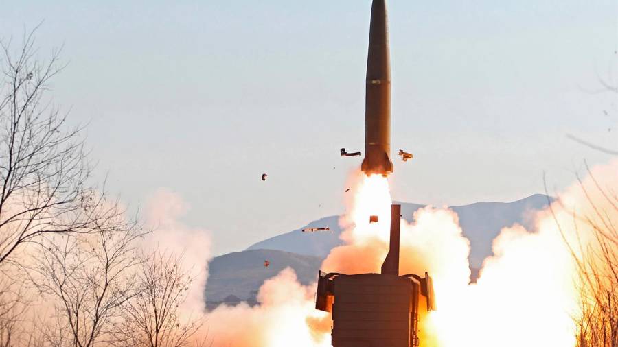 Lanzamiento de misiles de Corea del Norte. FOTO: /YNA via KCNA/dpa