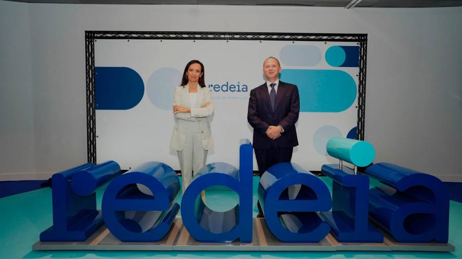 La presidenta y el CEO de Redeia, Beatriz Corredor y Roberto García Merino. Foto: Gallego