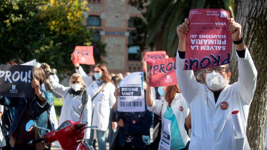 CRISIS. Huelga de médicos ayer en Cataluña. Foto: Marta Pérez