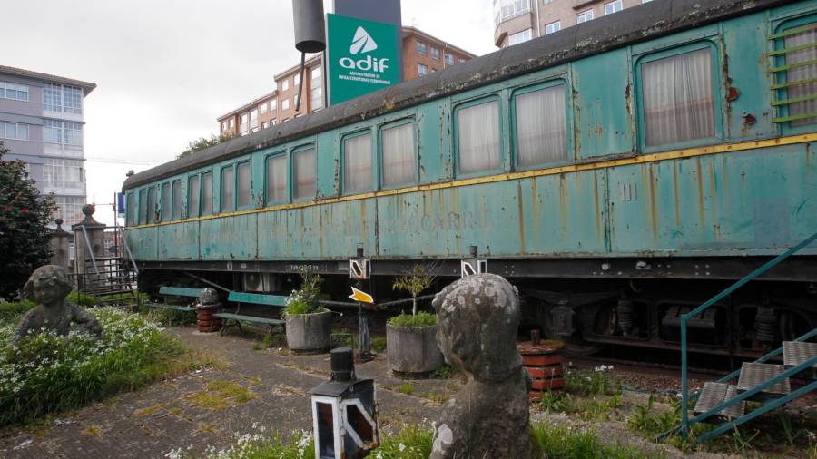 El vagón de la Asociación Compostelana de Amigos del Ferrocarril. Foto: F. Blanco