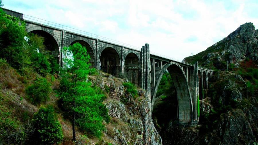 Ponte de Gundián, unha das construcións máis emblemáticas do municipio vedrés. Foto: C. de Vedra