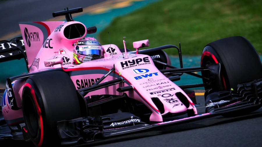 El equipo Force India presentó su VJM10 con la nueva decoración rosa el viernes del Gran Premio de Australia de 2017. (Autor, James Moy. Fuente, Sahara Force India)