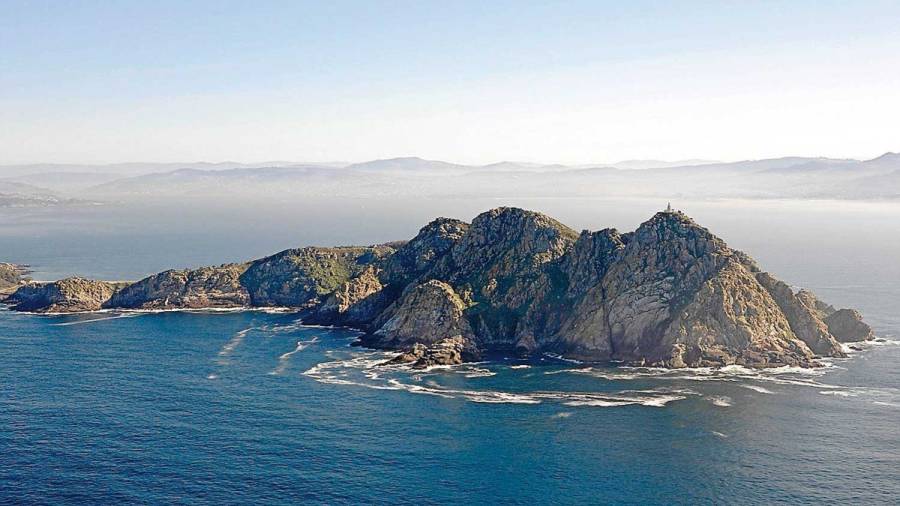 Cíes, tres islas propias de dioses a la entrada de la ría de Vigo