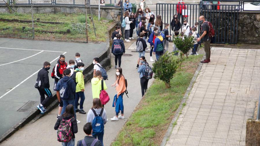 Los institutos abren sus puertas en Galicia con escasas incidencias