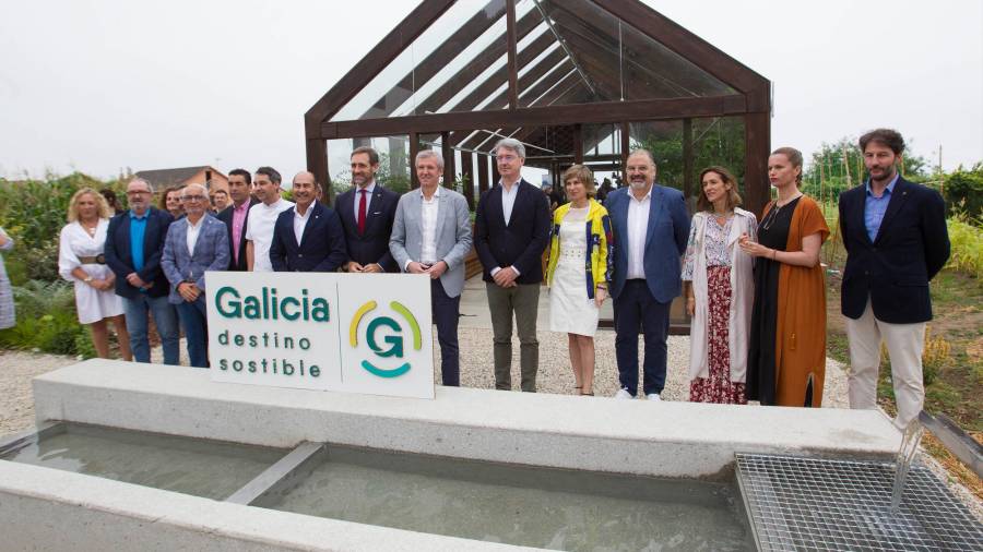 El presidente de la Xunta, Alfonso Rueda, en la presentación Galicia Destino Sostenible. Foto: G