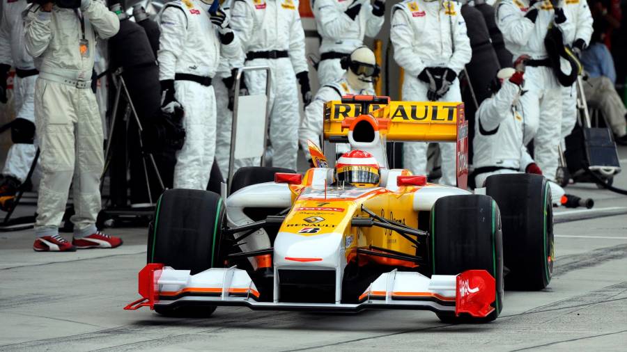 El monoplaza de Alonso durante su segunda etapa en Renault. Foto: Franck Robichon