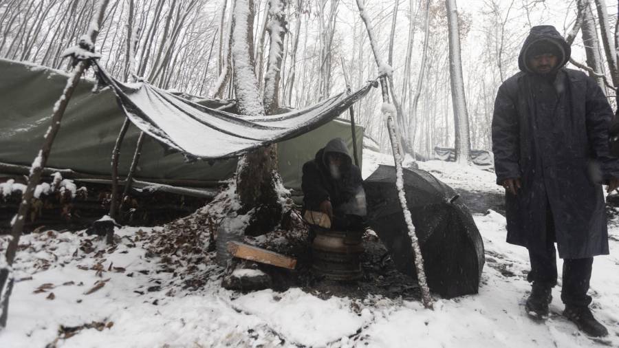 Campamento de refugiados en el bosque de Velika Kladuša / Foto: Alba Domínguez