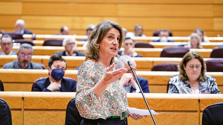 Teresa Ribera interviniendo en el Senado. Foto: A. Pérez Meca/E.P.