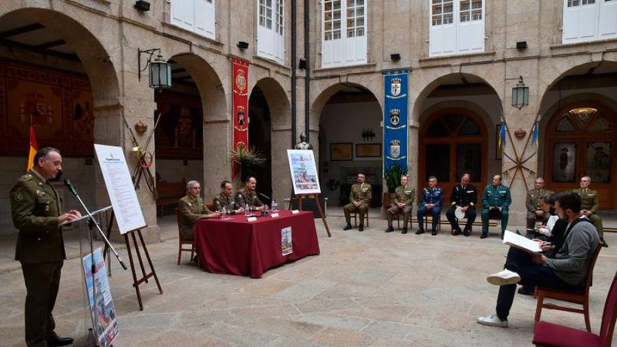 Acto de presentación del programa de actividades que, con motivo del Día de las Fuerzas Armadas 2022, se celebrarán en A Coruña, presidido por el general Juan Francisco Arrazola Martínez, Jefe del Mando de Apoyo a la Maniobra en el Palacio de Capitanía General de A Coruña