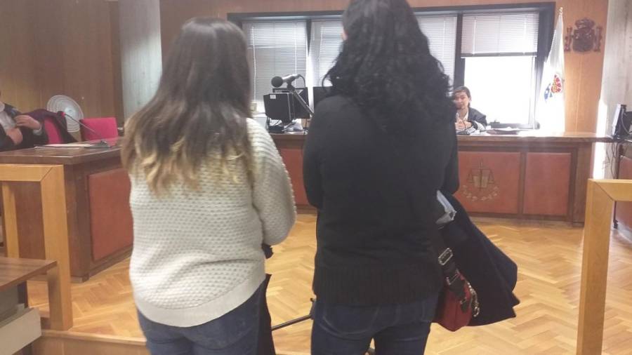 Madre e hija aceptan dos años de prisión por agredir a un profesor de la Universidade de Vigo