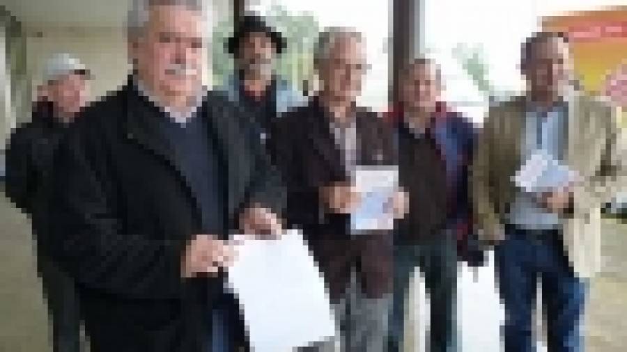 El PSOE de Barbanza se moviliza con mociones contra el repago sanitario