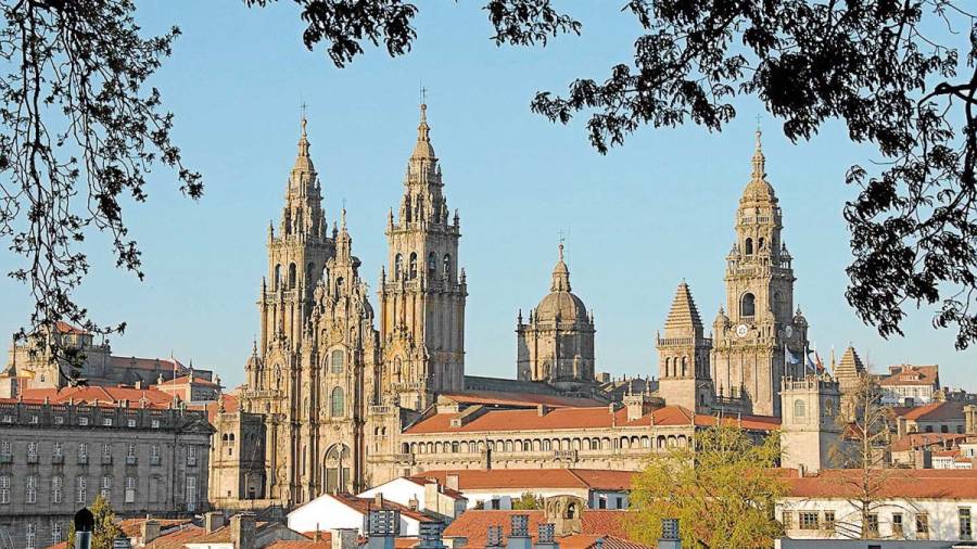 Catedral de Santiago, ejemplo supremo del Románico español
