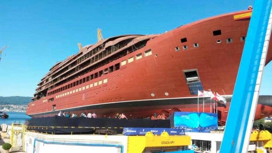 Crucero de lujo Evrima que Cruise Yacht Yardco quiere finalizar en el plazo programado.