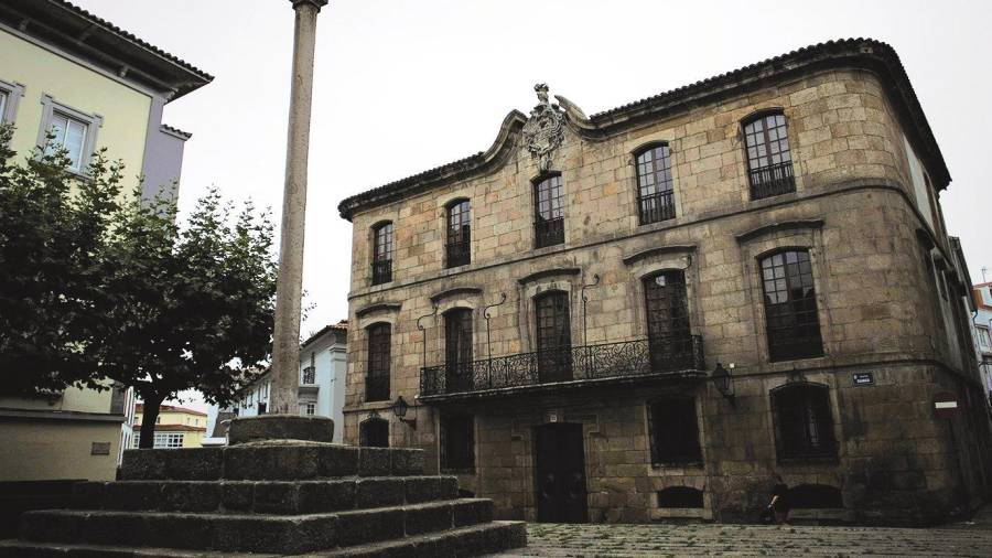 La Casa Cornide, en A Coruña, vínculo entre el Señorío de Meirás y el Condado de Fenosa. Foto: Cabalar 
