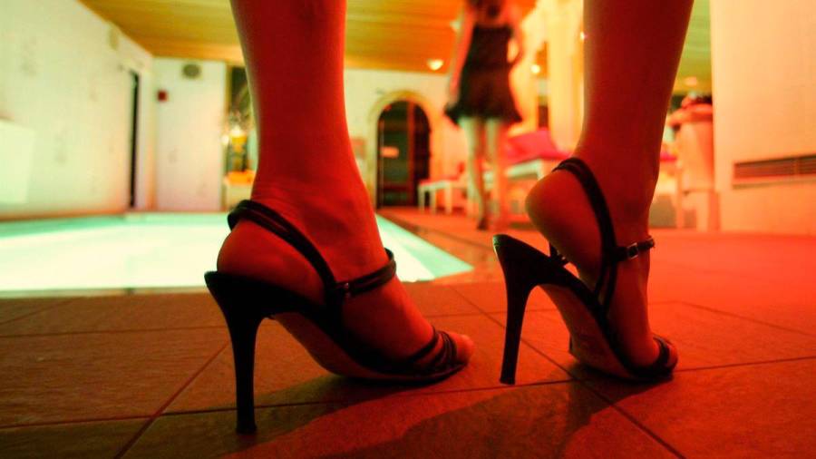 Las adolescentes tienen más claro que ellos que la prostitución es un acto de explotación