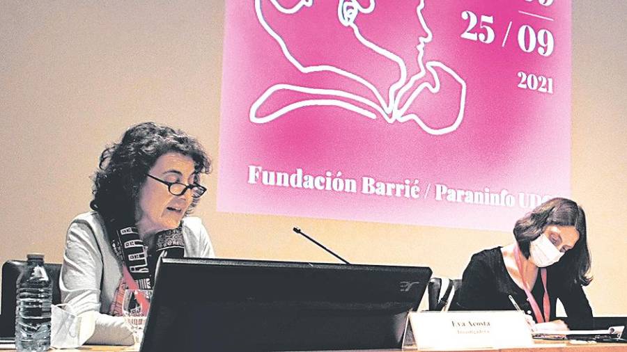 Eva Acosta, izq., y Patricia Carballal durante la jornada del jueves del Congreso Internacional