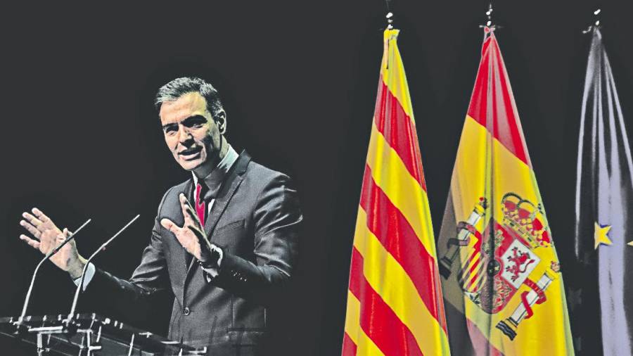 El presidente del Gobierno, en su conferencia en el Liceu bajo el título ‘Reencuentro: un proyecto de futuro para España’. Foto: David Zorrakino/E.P.