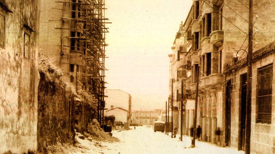 1945. Rúa do Doutor Teixeiro. Santiago de Compostela.