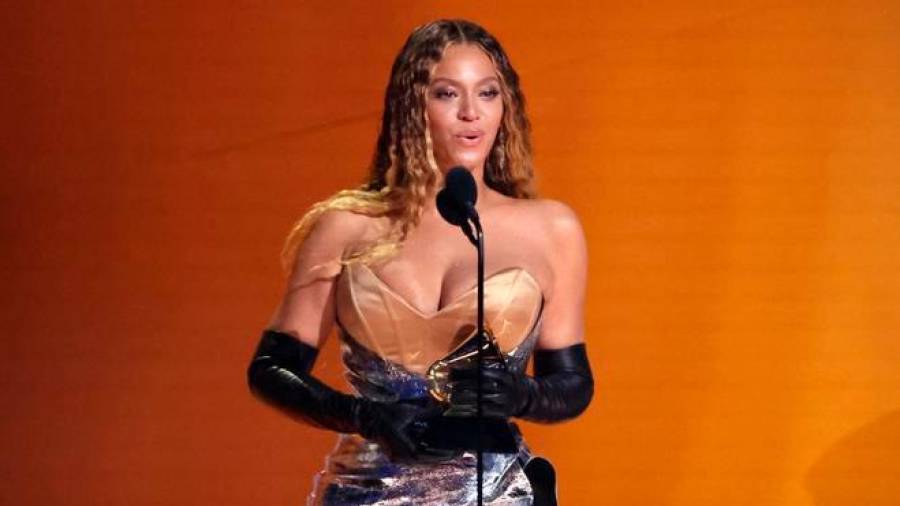 Imagen de la premiada Beyoncé. FOTO: Reuters