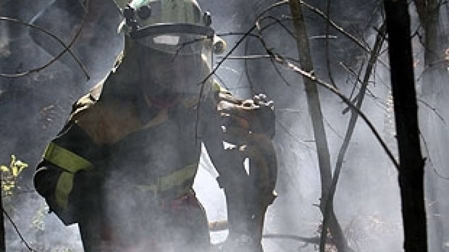 Extinguido el incendio de Fornelos de Montes que calcinó a dos brigadistas y cien hectáreas