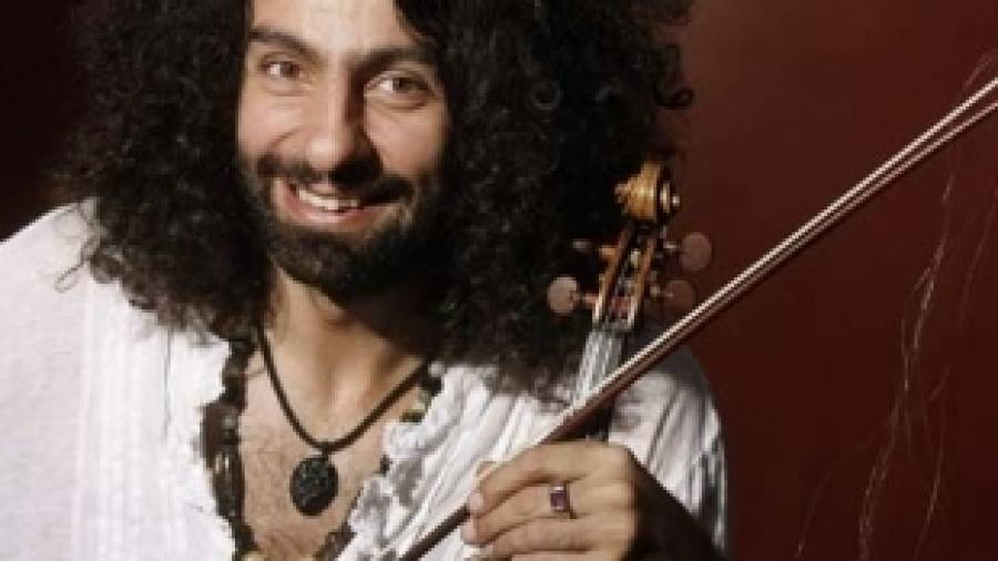 Ara Malikian: “Mi padre me hacía tocar el violín de niño hasta que me  saltaban las