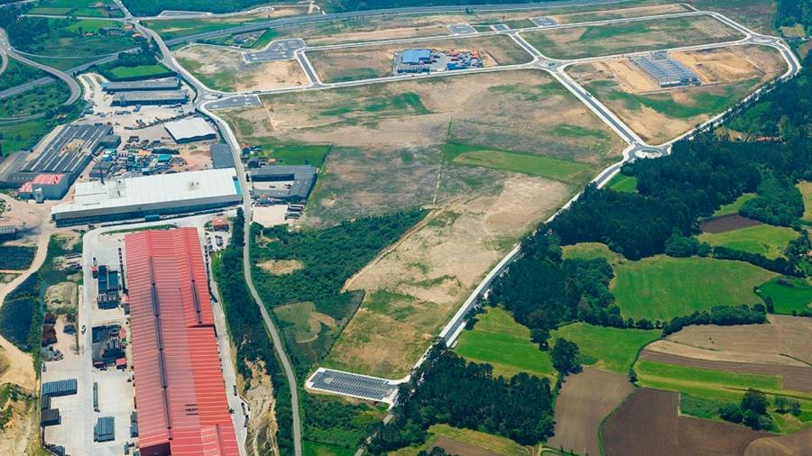 Vista aérea del parque empresarial de A Laracha, que actualmente ya tiene el 70% de su superficie comprometida Foto: Suelo Empresarial del Atlántico