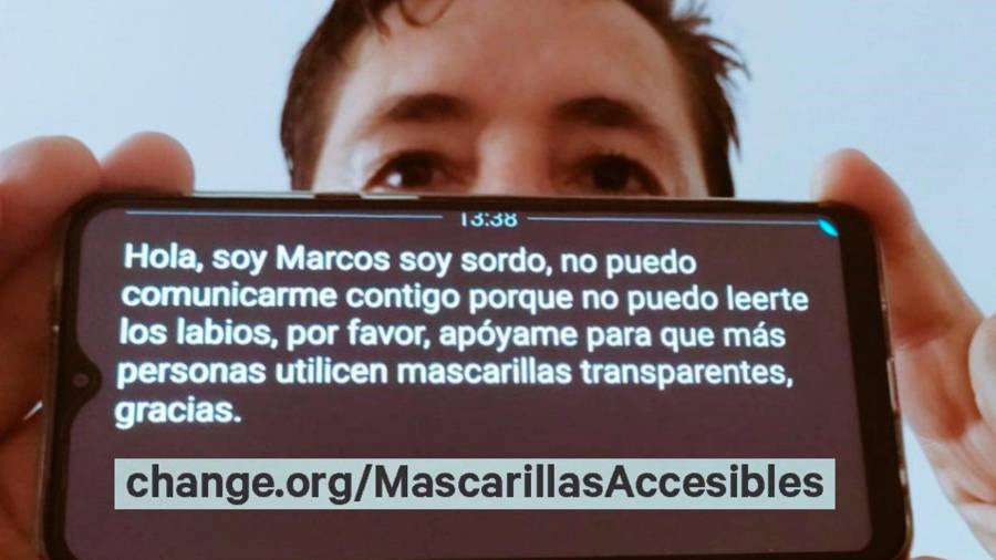 Marcos Lechet, persona sorda pidiendo la homologación de las mascarillas transparentes que permiten la lectura labial. FOTO: change.org