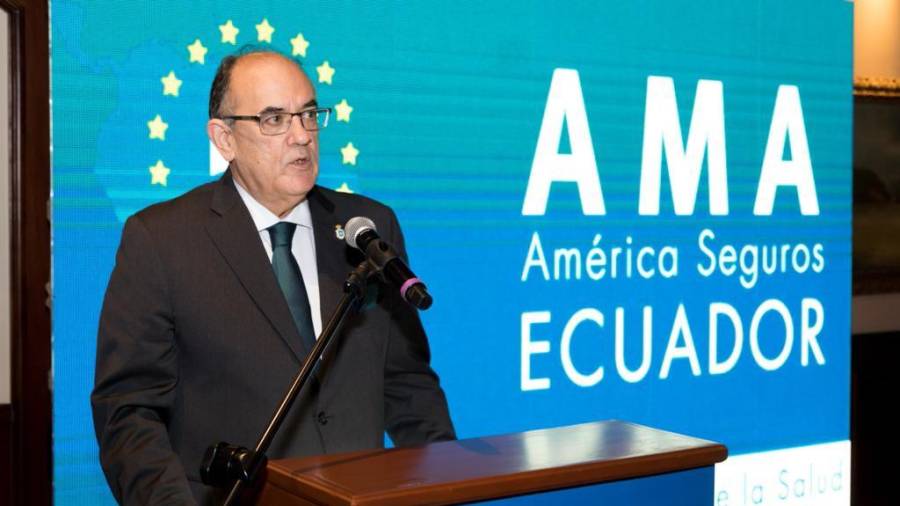 El presidente de A.M.A Grupo, Luis Campos, durante su intervención en la inauguración de las nuevas oficinas de AMA América en Guayaquil. FOTO: AMA