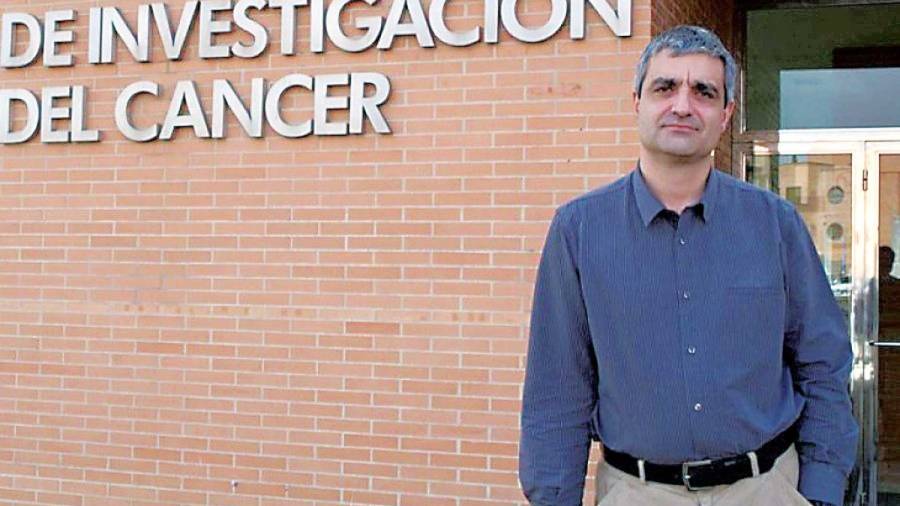 Xosé R. Bustelo: El reto de los investigadores es subir la curación del cáncer a un 75% en la próxima década