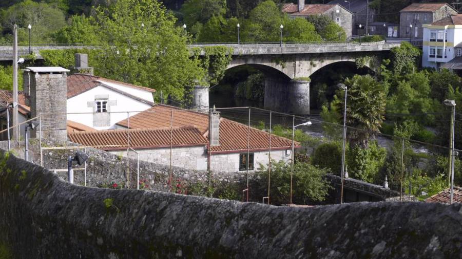 A ponte de Portomouro, que Anova-Son de Val do Dubra pide ampliar. Foto: TG