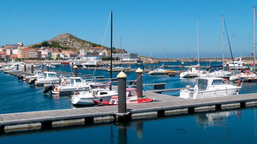 Costa da Morte dispone actualmente de dos puertos deportivos, el de Muxía, en la imagen, y el de Camariñas. Foto: J. M. R.