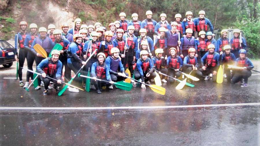Participantes en un anterior descenso por río Ulla impulsado por el Ayuntamiento de Ames. Foto: CA