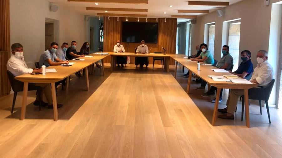 Reunión inaugural do pleno do consello regulador da nova IXP Pan Galego, que estará presidida por Guadalupe Gómez. Foto: C. M. R.