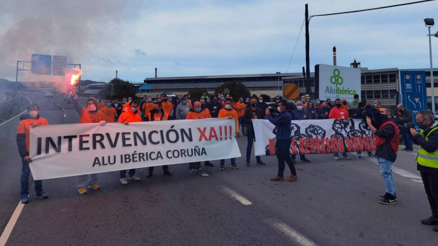 En Alu Ibérica A Coruña vuelven a salir a las calles al ver olvidada su reivindicación. Foto: R.A.