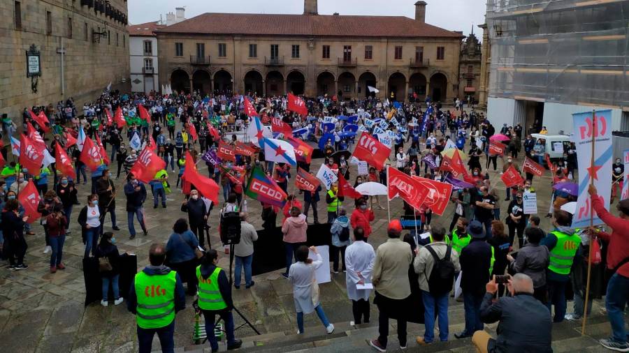 Protesta. Parte de los asistentes en la emblemática plaza de la Quintana compostelana. Foto: Europa Press